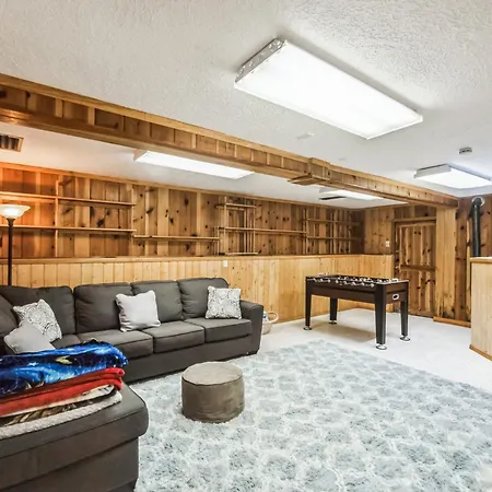 Famed Plaza Oasis 1 Mile Away, King Bed, Office, Foosball Сasa de vacaciones Santa Fe